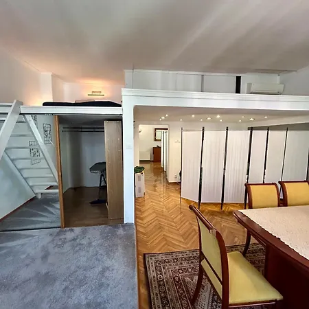 Apartament Vintage Senacka 3
