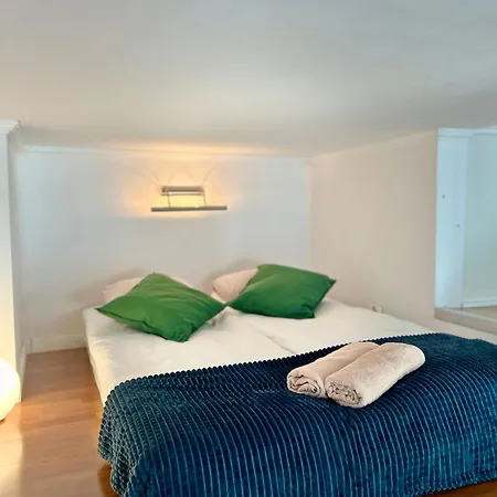 Vintage Senacka 3 Apartment